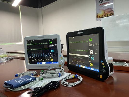 เครื่องวินิจฉัยตัวพกพาเครื่องแสดงสัญญาณสําคัญ NIBP Spo2 Monitor Multi Parameter