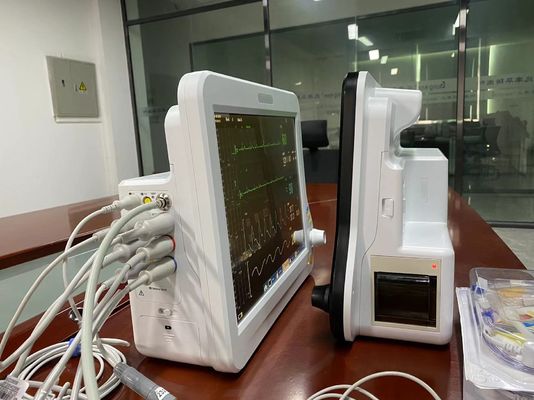 ติดตามหัวใจ ICU ที่ข้างเตียงของโรงพยาบาล สําหรับการติดตามพาราเมตร ECG