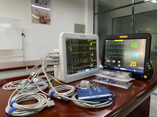 โมดูลาร์ ICU หัวใจจอหลายภาษากับ ECG NIBP SPO2 มาตรฐาน