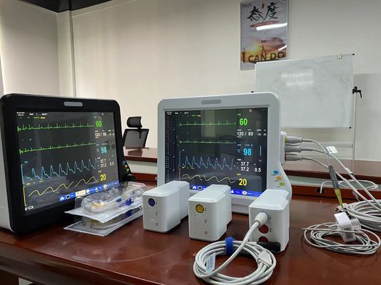 15 นิ้ว มัลติพารามิเตอร์ โมดูเลอร์ มอนิเตอร์ผู้ป่วย Anti ESU Anti Defibrillator