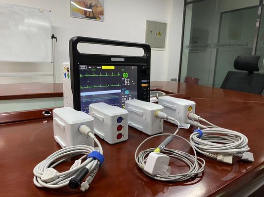 8 ภาษา มอนิเตอร์ผู้ป่วยพกพา 15 นิ้ว TFT LCD Screen ICU มอนิเตอร์หัวใจ