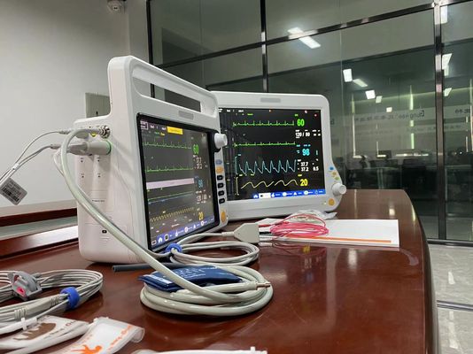 เครื่องแสดงสัญญาณชีวิตดิจิตอลสําหรับเด็กเกิดใหม่ พกพาสําหรับการติดตามหัวใจ ICU