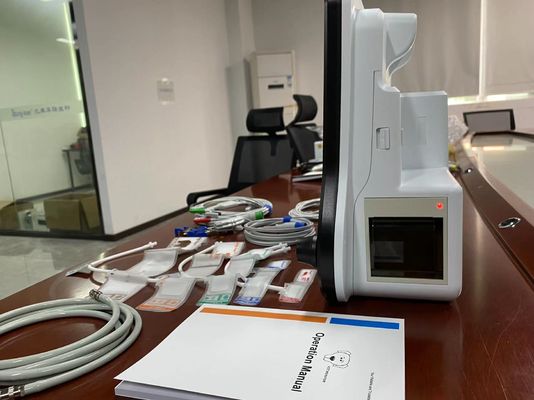 เครื่องตรวจจับพารามิเตอร์หลายตัวของแพทย์สัตวแพทย์ ด้วย 2Temp SPO2 ECG