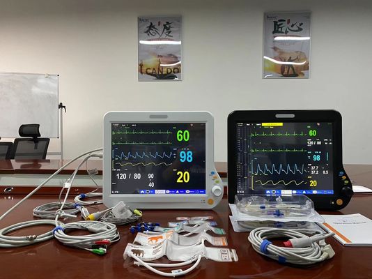 เครื่องตรวจจับพารามิเตอร์หลายตัวของแพทย์สัตวแพทย์ ด้วย 2Temp SPO2 ECG