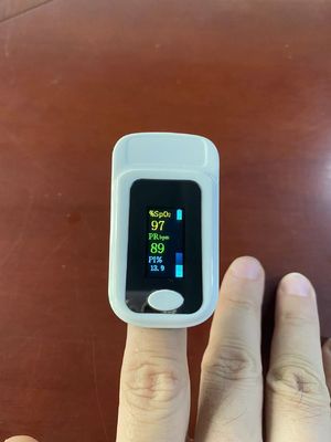 เครื่องวัดอักซิมเมตรกลากนิ้วมือการแพทย์ขนาดเล็ก OLED สําหรับเด็กผู้ใหญ่ เครื่องวัดออกซิเจนในเลือด