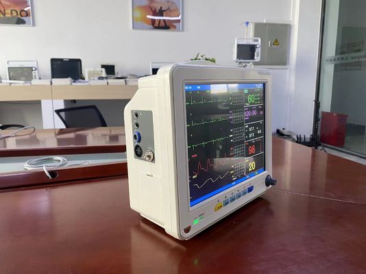 อุปกรณ์ติดตามทางการแพทย์พกพา พร้อม 12.1 นิ้ว TFT LCD Screen ภาพตรวจสอบสัญญาณสําคัญ