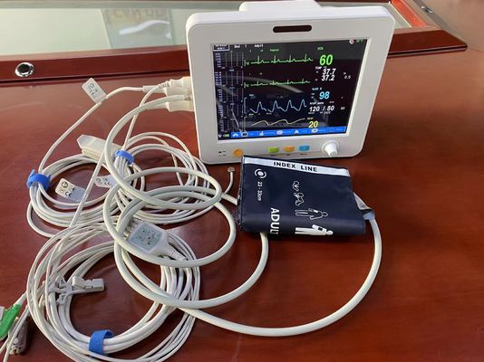8.4 นิ้ว TFT LCD Screen โมเนอร์ผู้ป่วยพกพา สําหรับ SPO2 NIBP Temp ECG EtCO2