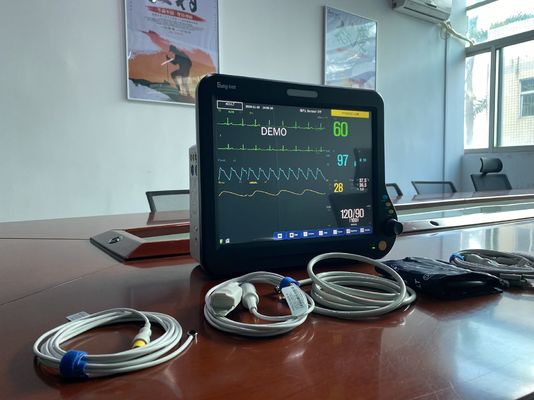 โมเนอร์ผู้ป่วยหลายพารามิเตอร์พกพาขนาด 15 นิ้ว พร้อม HL7 ที่เข้ากันได้, USB dataoutput, VGA, เรียกพยาบาลและเสียงสําคัญ